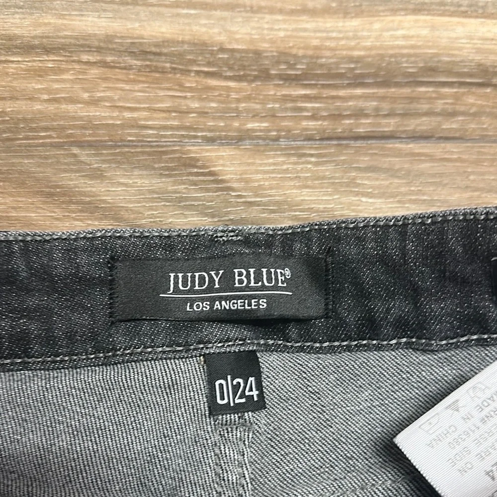 Judy Blue Jeans Women’s Size 24x26 (0/24) Distressed Skinny Gray Jeans